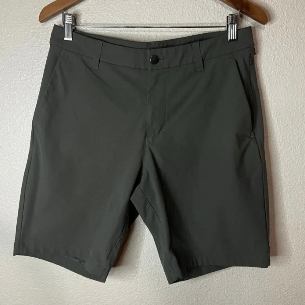 Lululemon Commission Classic Fit Shorts MENS 31
